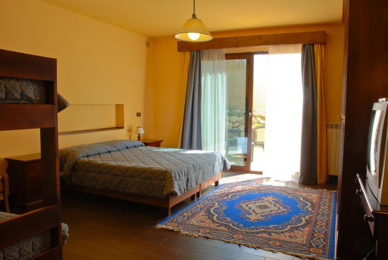 Hotel Valle Dell' Oro ペスカッセーロリ 部屋 写真